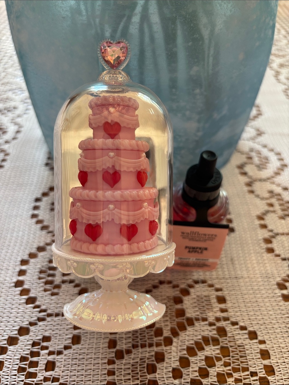 Bath & Body Works Wedding Cake Wallflower and Pumpkin Apple Refill